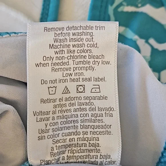 Danskin exercise top. - Picture 5 of 6